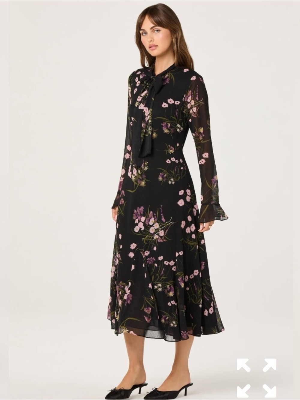 ASTR The Label Tie-Neck Ruffled Floral Midi Dress Small